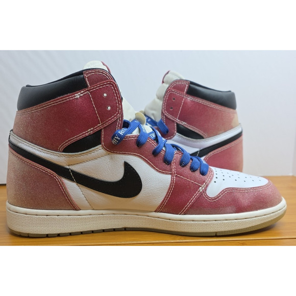 Jordan 1 Retro High OG SP Friends and Family x Trophy Room Chicago Size 12 #8899 main image 8
